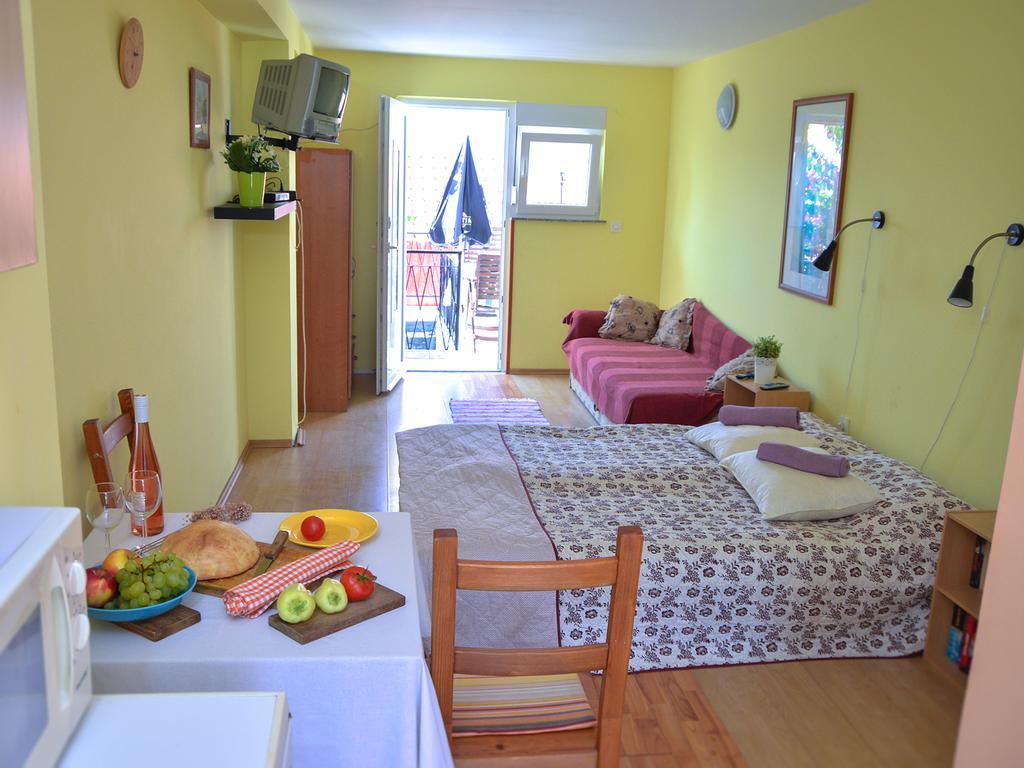 Apartments Anna ザダル 部屋 写真